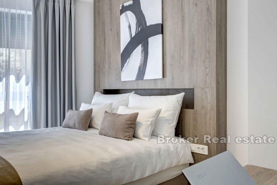 Penthouse with sea view