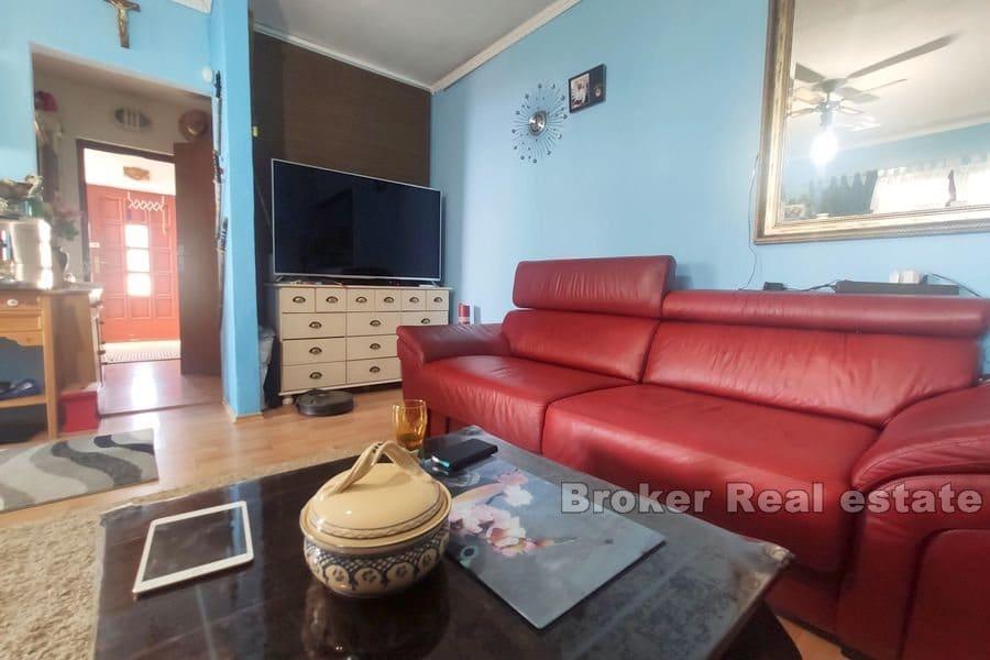 Sjarmerende hus med åpen havutsikt