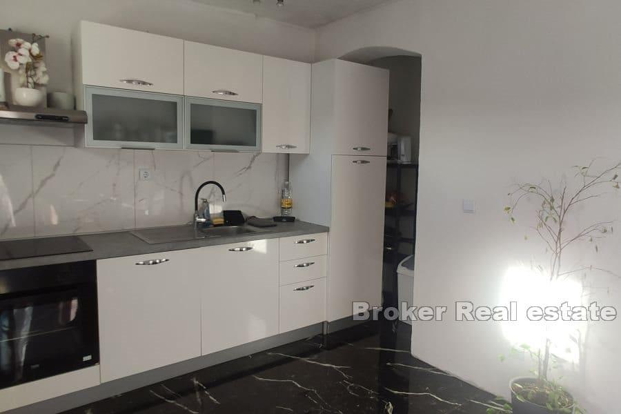 Maison familiale avec cour