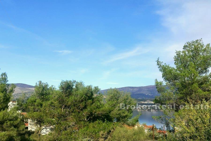 Building plot with sea view