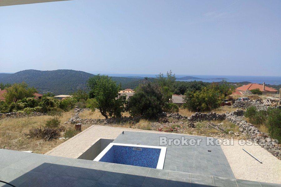 Modern villa med pool