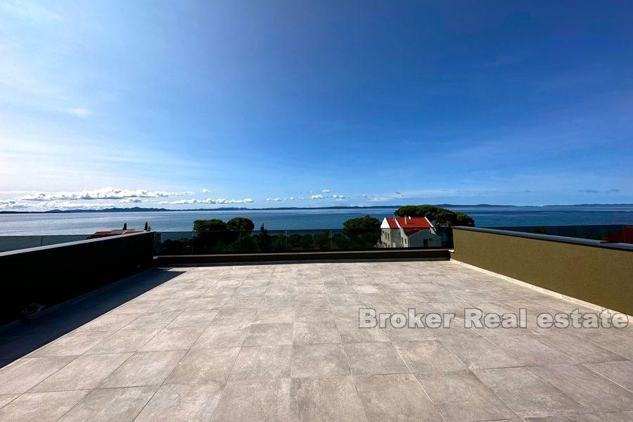 Penthouse med panoramautsikt over havet