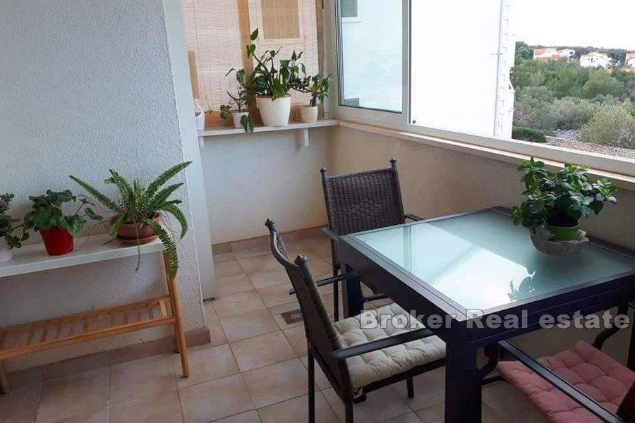 Two-bedroom apartment with sea view