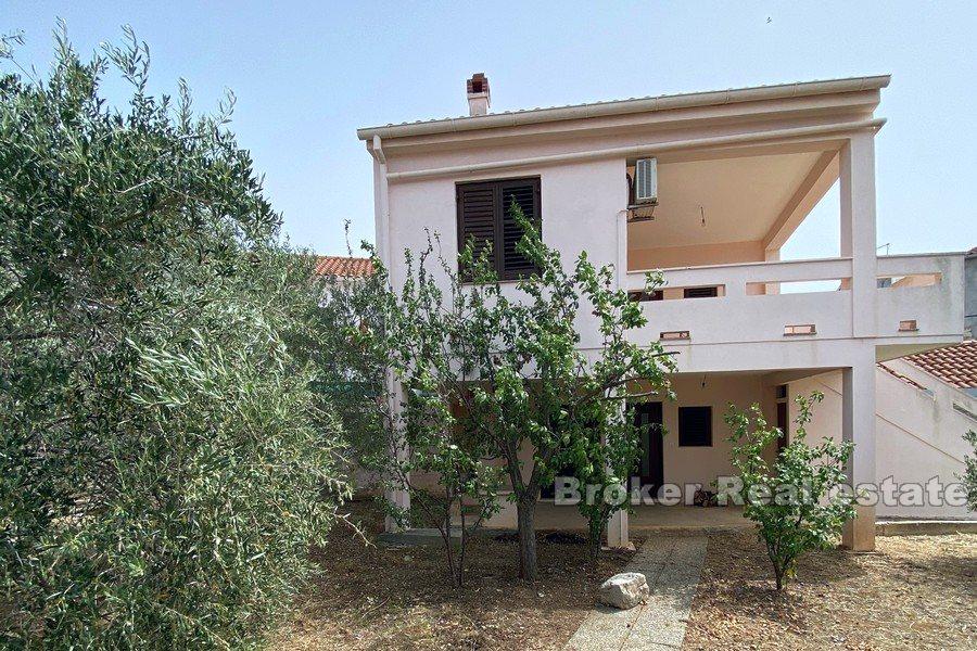 Dům v klidné čtvrti