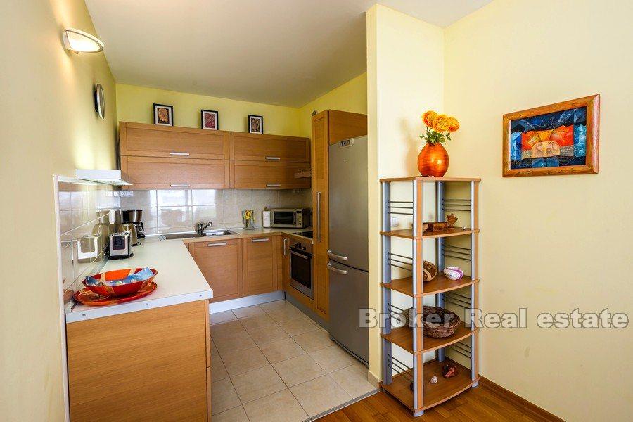 Apartament z 3 sypialniami i widokiem na morze