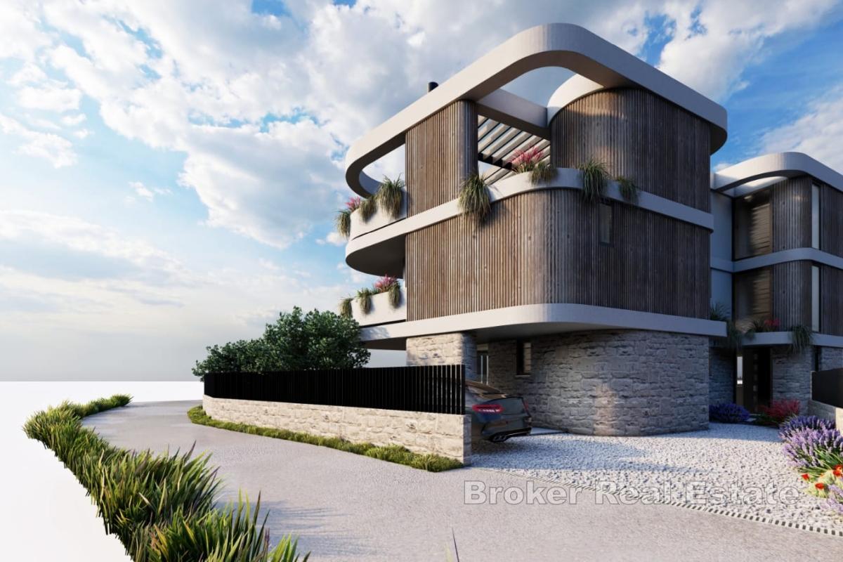 Modernes Haus in erster Reihe zum Meer