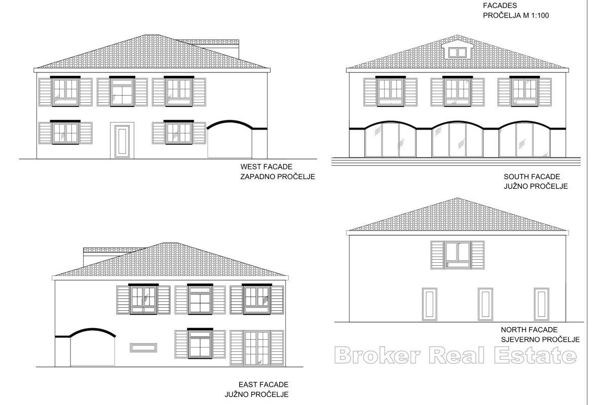 Просторный участок с разрешением на строительство