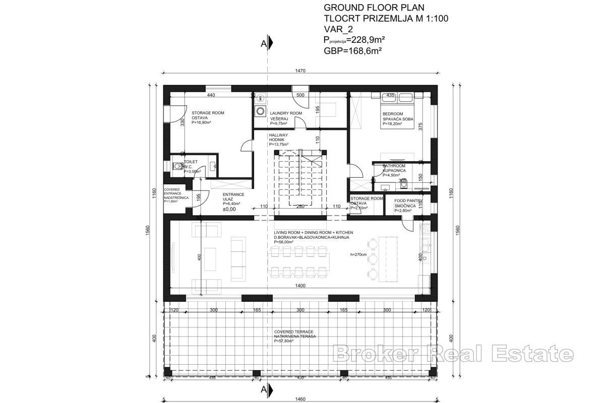 Просторный участок с разрешением на строительство