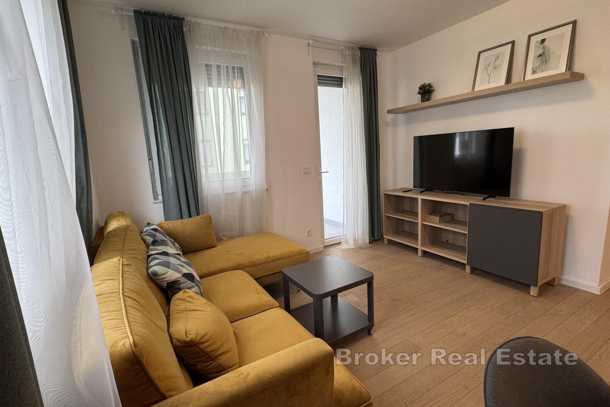 W pełni umeblowane mieszkanie z garażem