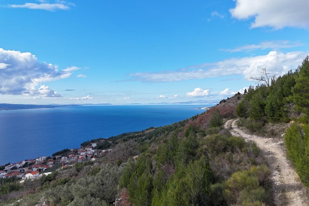 001-2041-130-omis-building-plot-with-panoramic-view-for-sale