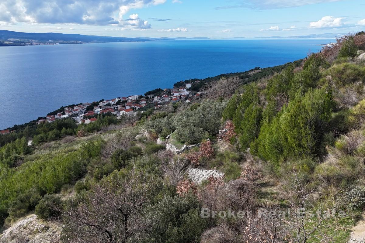 Građevinsko zemljište s panoramskim pogledom na more