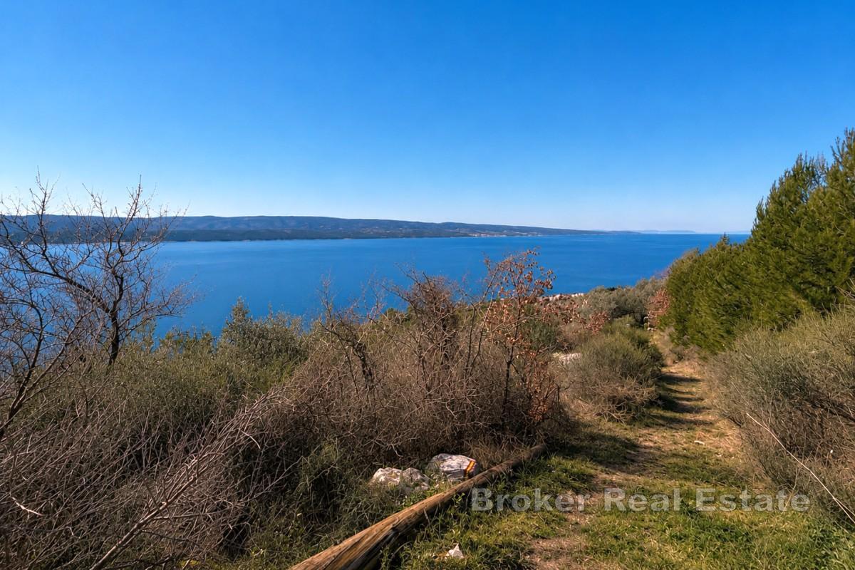 Građevinsko zemljište s panoramskim pogledom na more