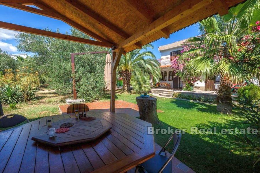 Haus mit großem Garten