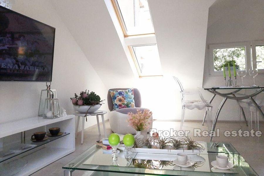 Bol, pohodlný apartmán s jednou ložnicí