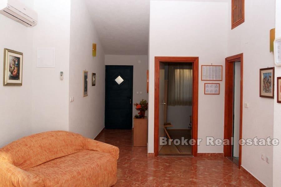 Einfamilienhaus mit offenem Meerblick