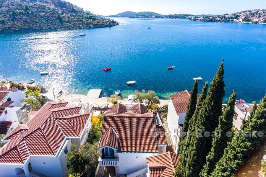 Dům v první řadě k moři