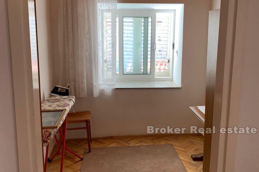 Parhus i första raden mot havet