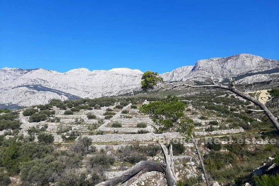 Građevinsko zemljište s panoramskim pogledom na more