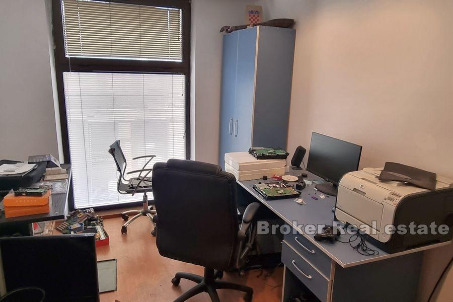 Plokite, Multipurpose office space