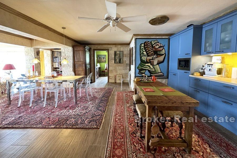 Dům v blízkosti moře s krásným výhledem