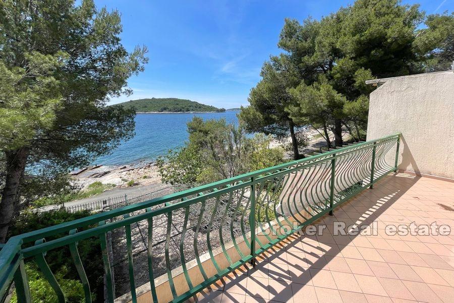 House in the first row to the sea