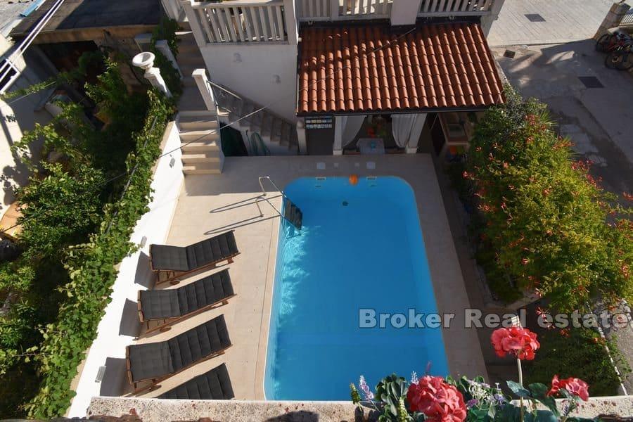 Propriété unique au bord de l'eau