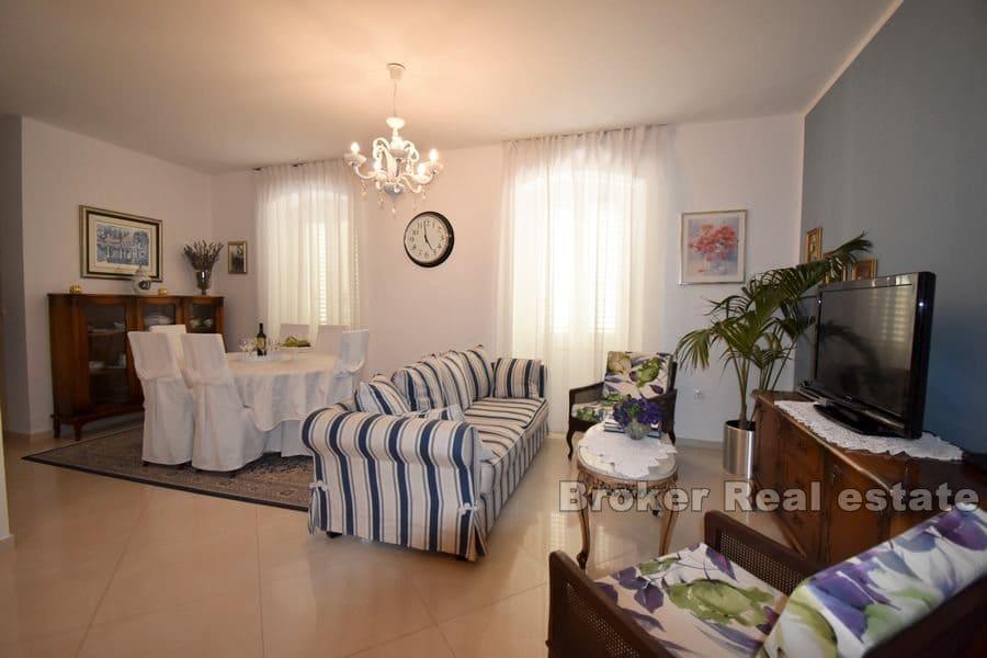 Unik fastighet precis vid vattnet