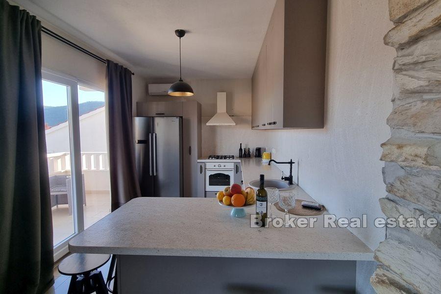 House with open sea view