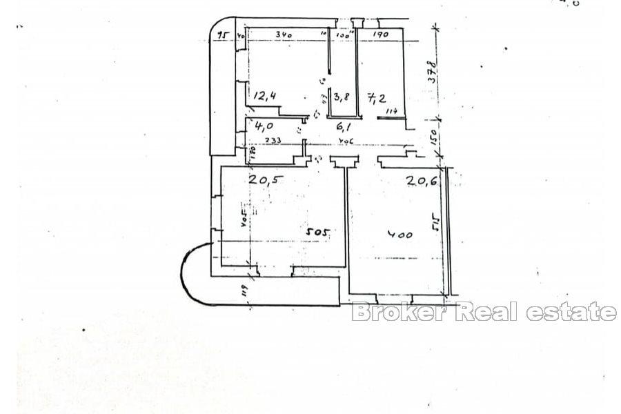 Bačvice - To-roms leilighet med en eksepsjonell beliggenhet