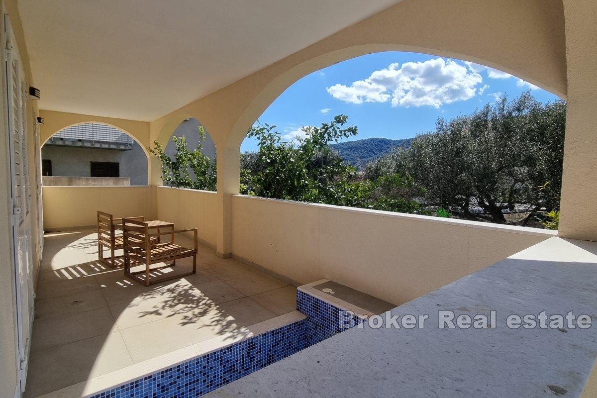 Apartment house near the sea