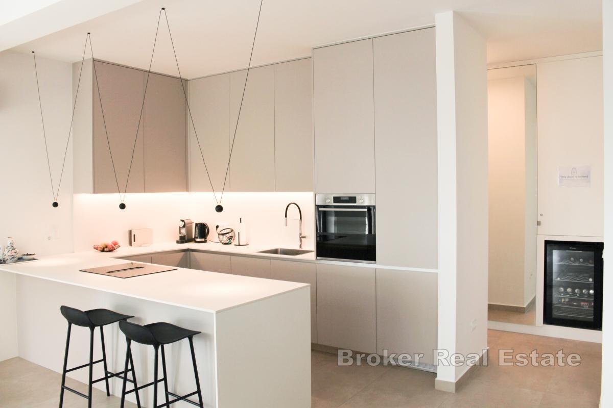 Villa avec piscine et vue mer