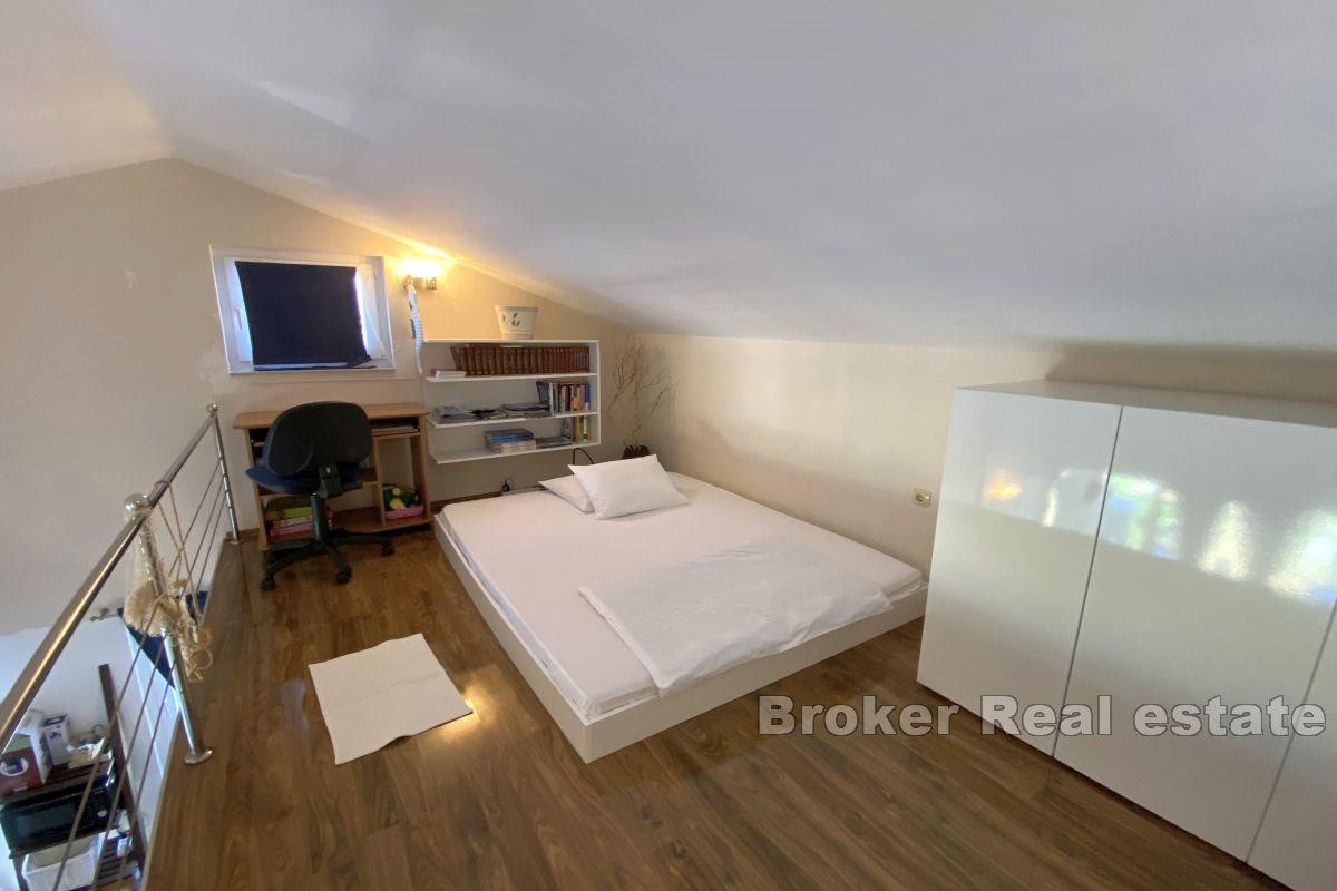 House in the first row to the sea