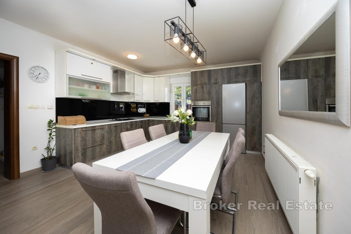 Dům s otevřeným výhledem na moře a ostrovy