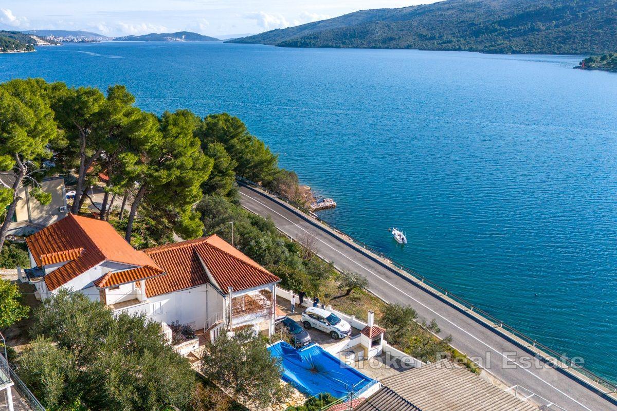 Maison dans un emplacement privilégié près de la mer