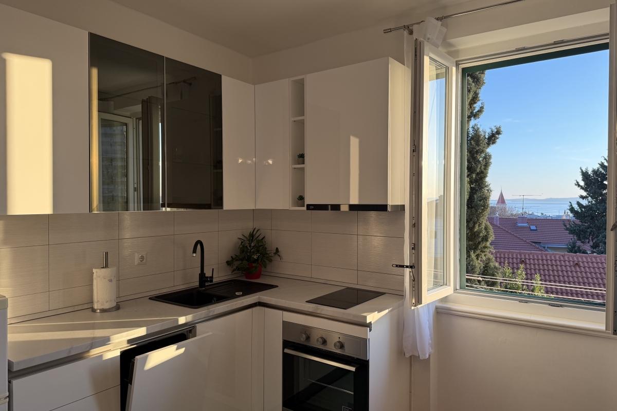 001-2041-92-Split-Gripe-One-bedroom-apartment-with-a-sea-view-rent