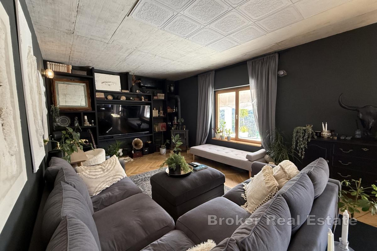 Maison moderne avec piscine