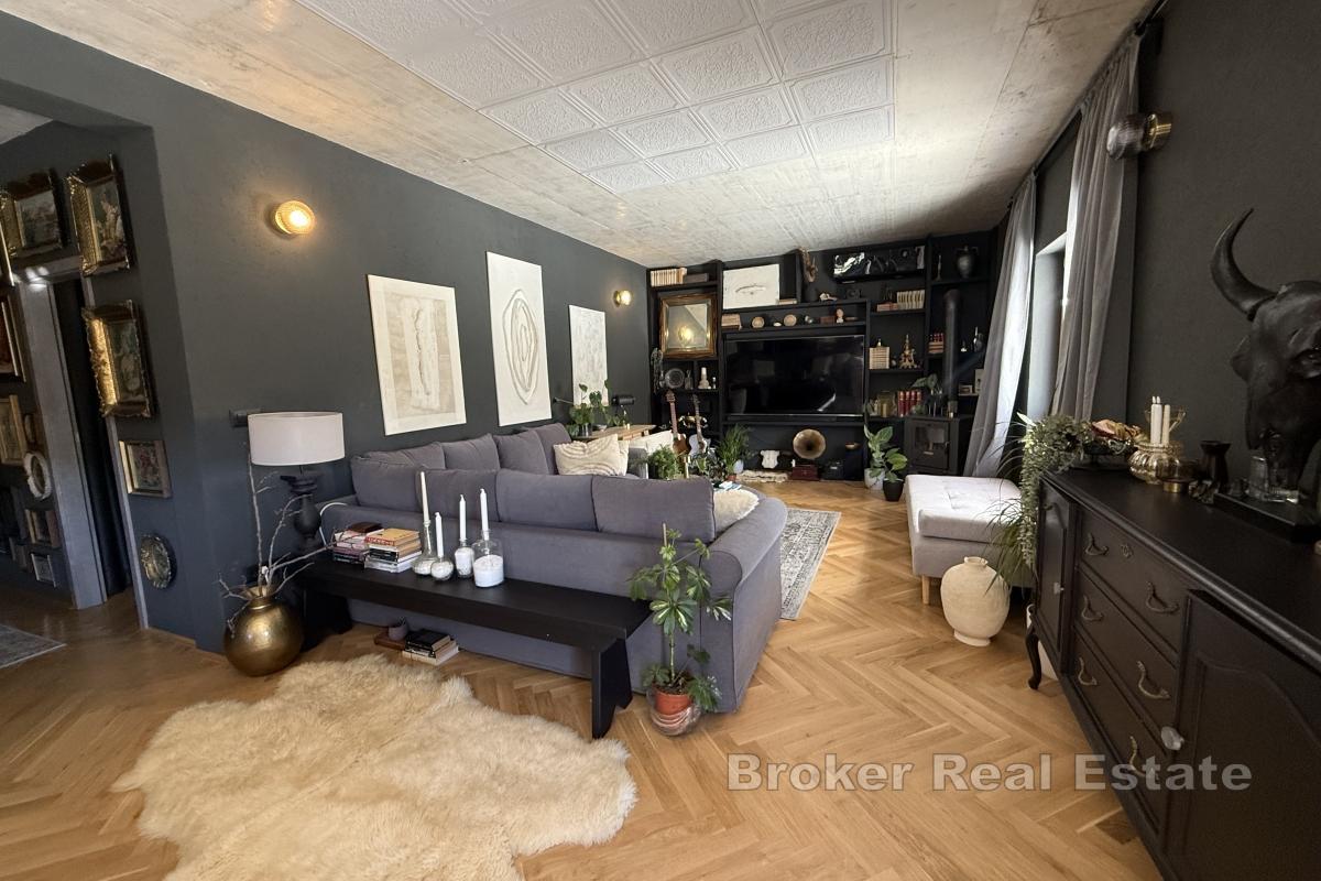 Maison moderne avec piscine