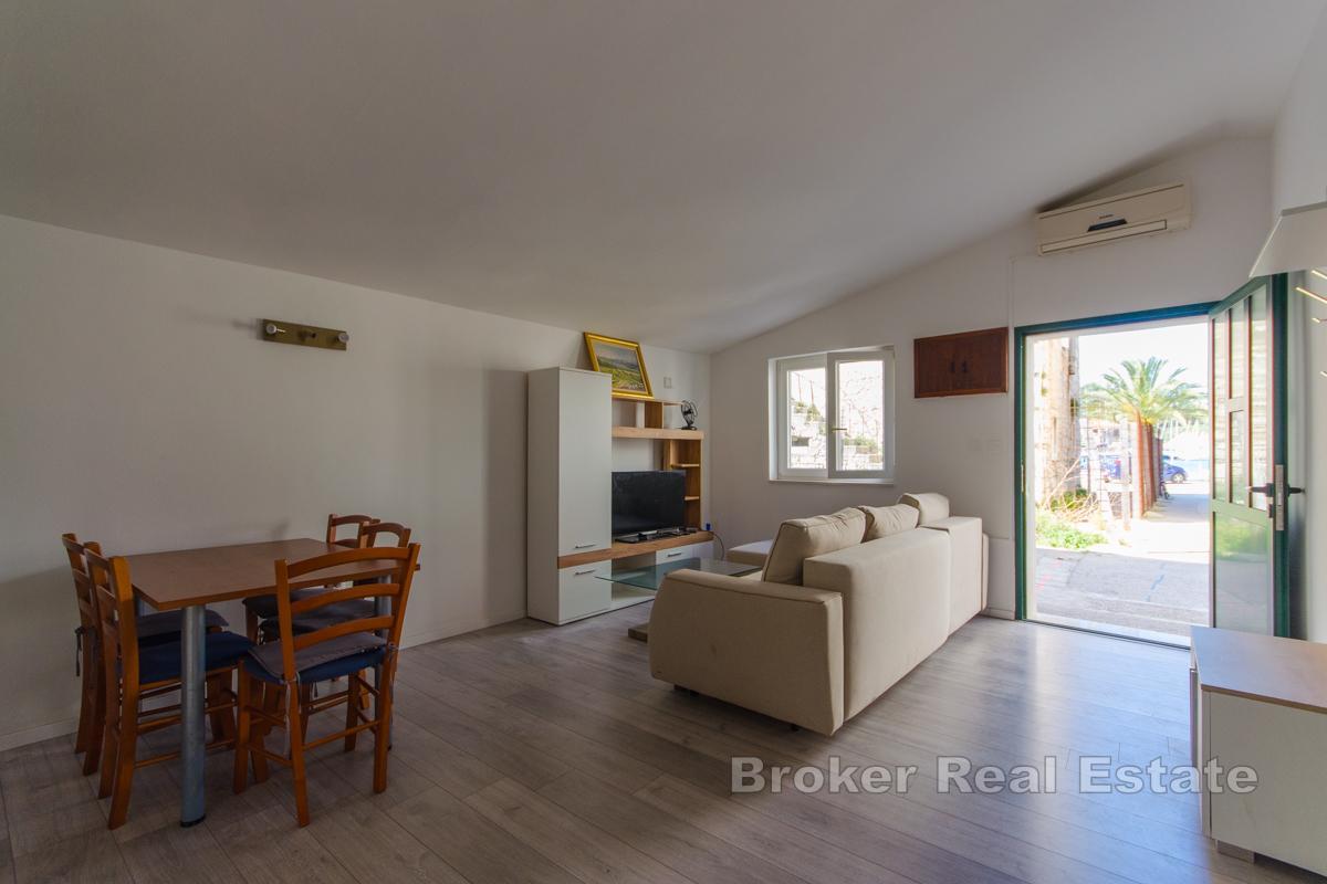 Дом во втором ряду от моря