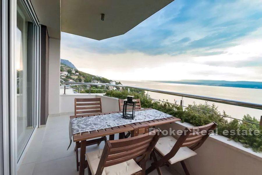 Apartment with open sea view