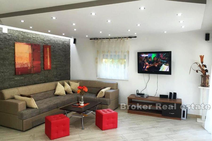 Apartmánový dům s výhledem na moře