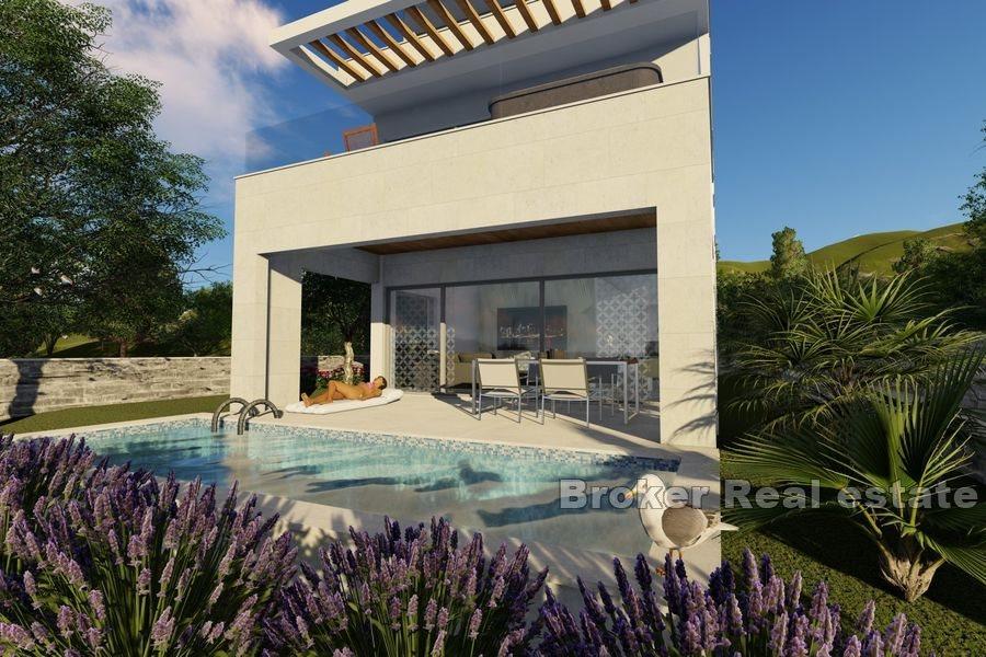 Apartment in new building with pool