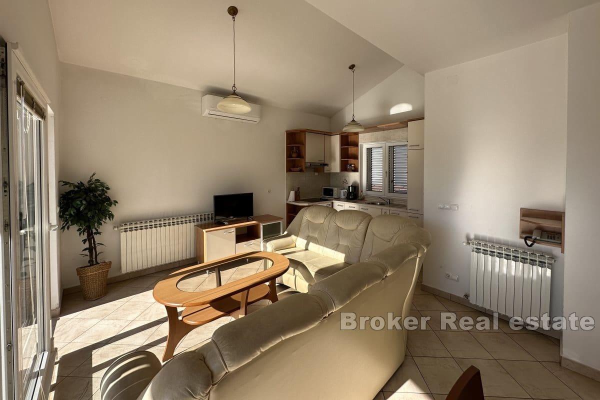 Apartmánový dům v první řadě k moři