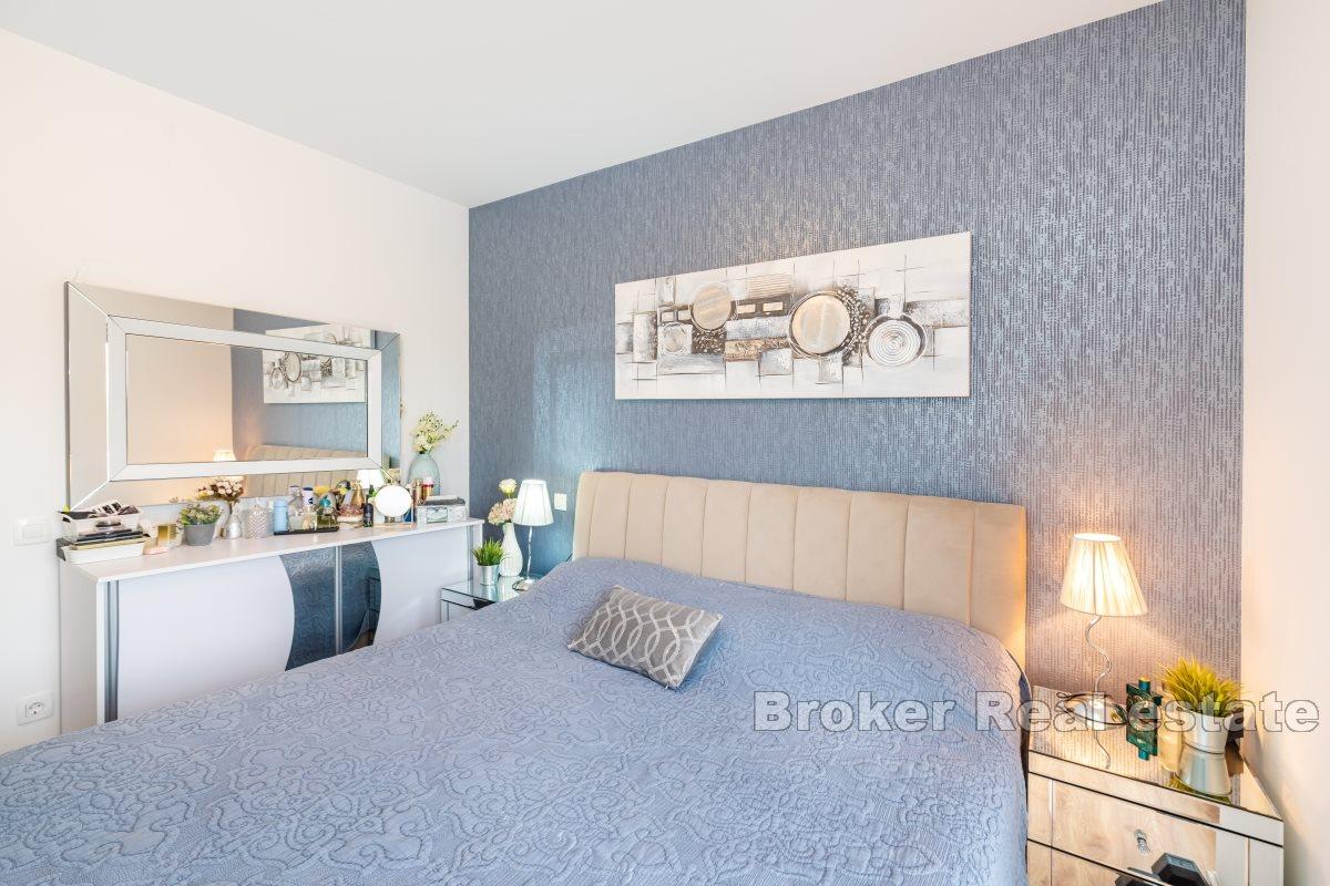 Two bedroom apartment in a new building with a garden