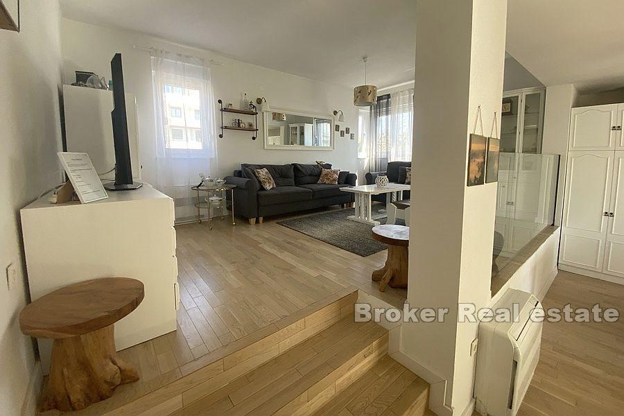 Maison jumelée avec piscine