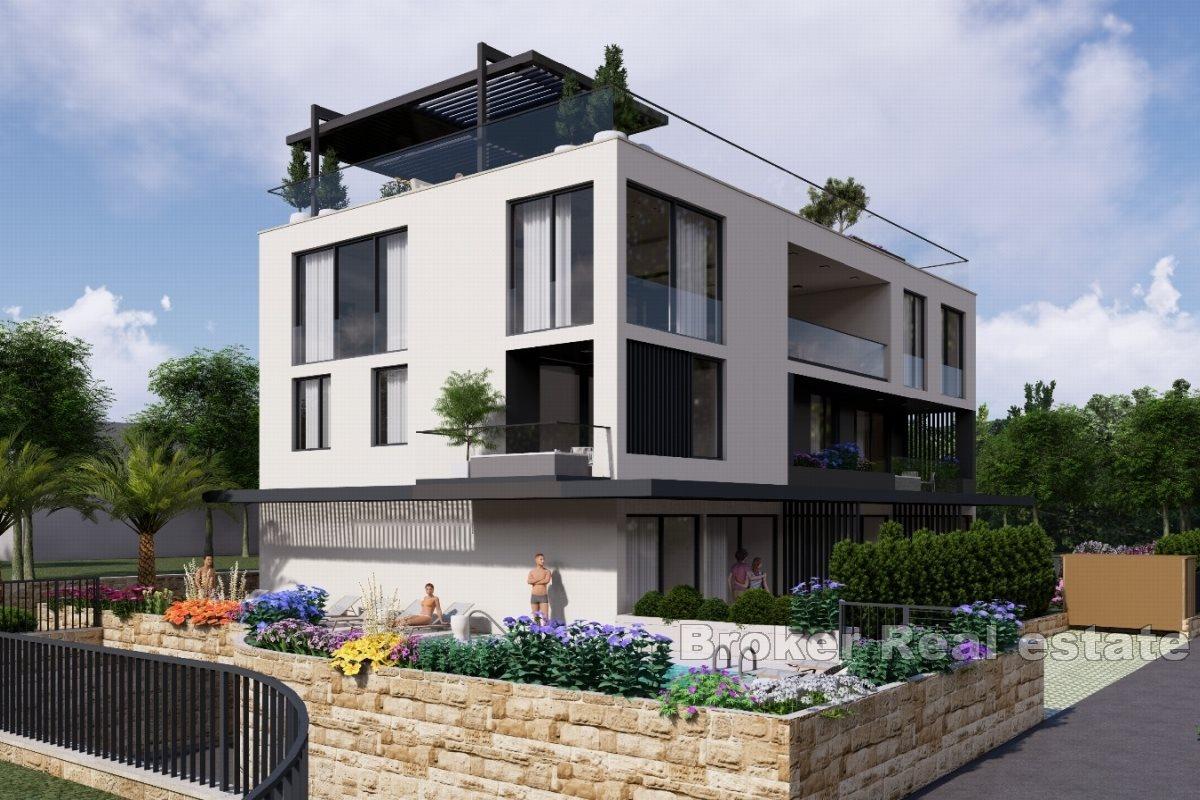 Nově postavené apartmány v první řadě k moři