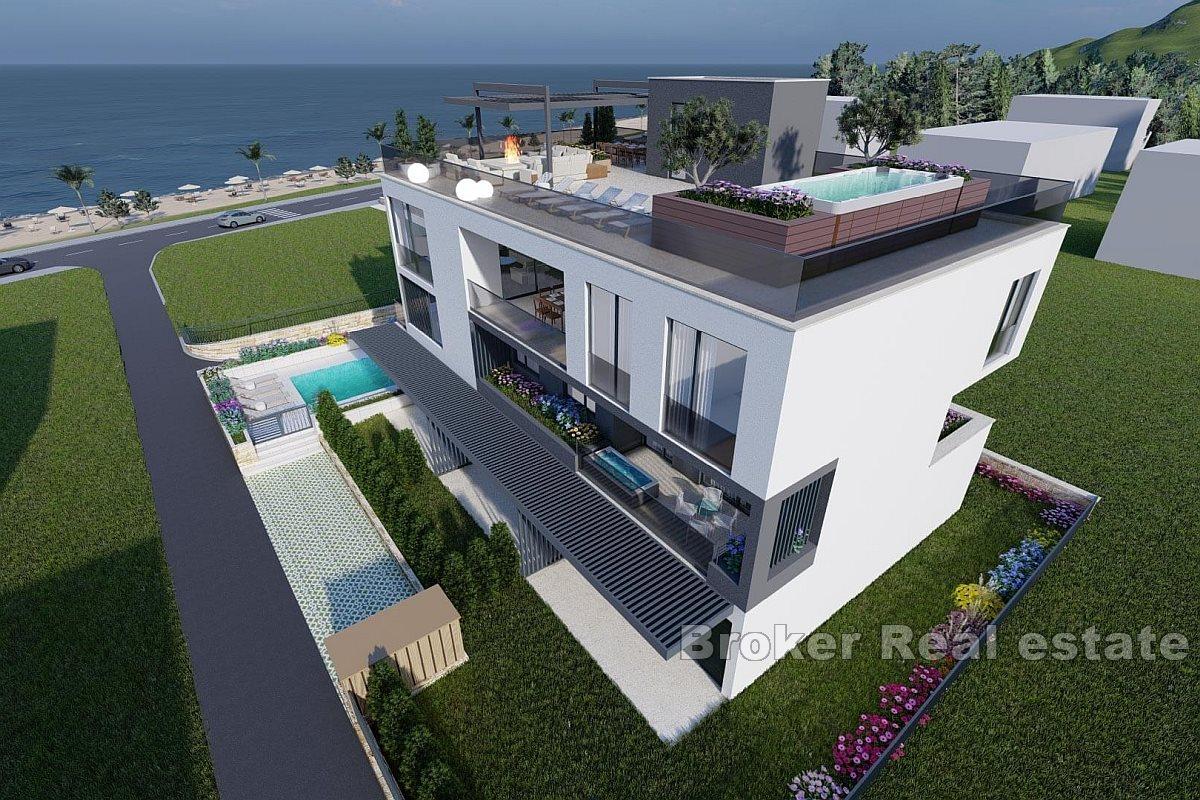 Nově postavené apartmány v první řadě k moři