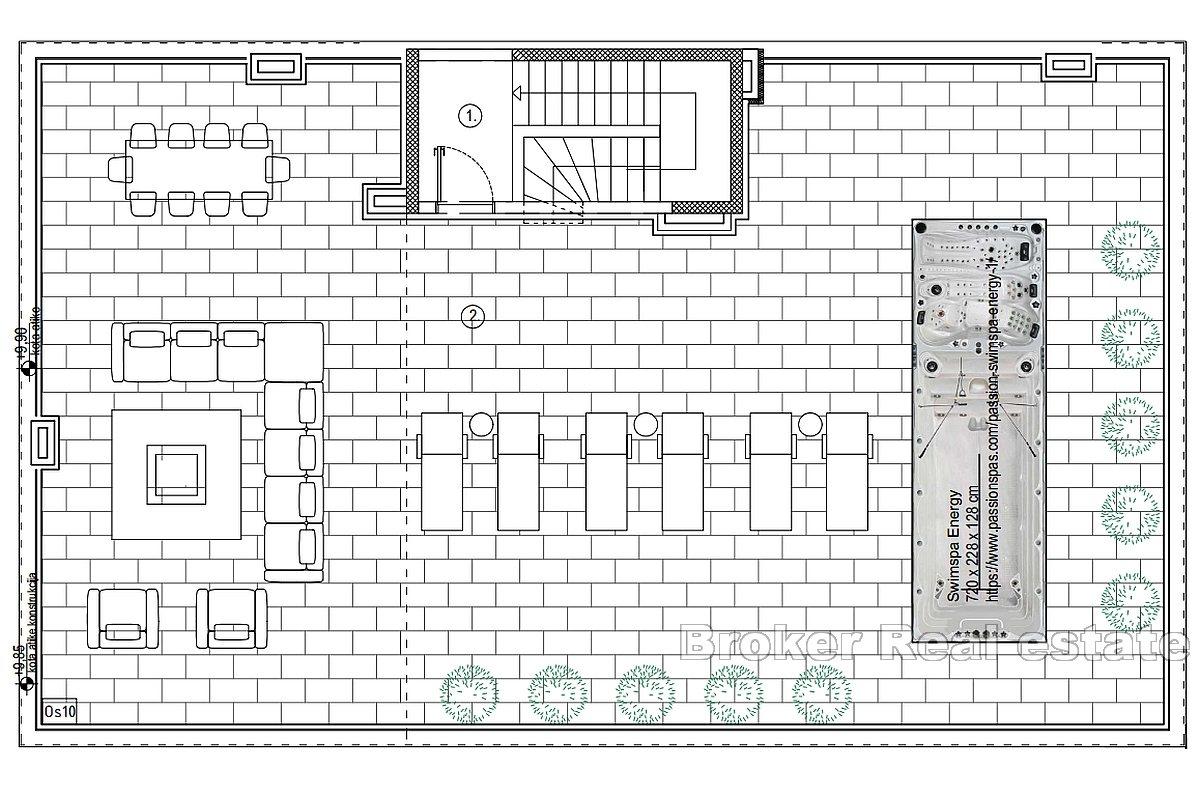 Просторный пентхаус с открытым видом на море