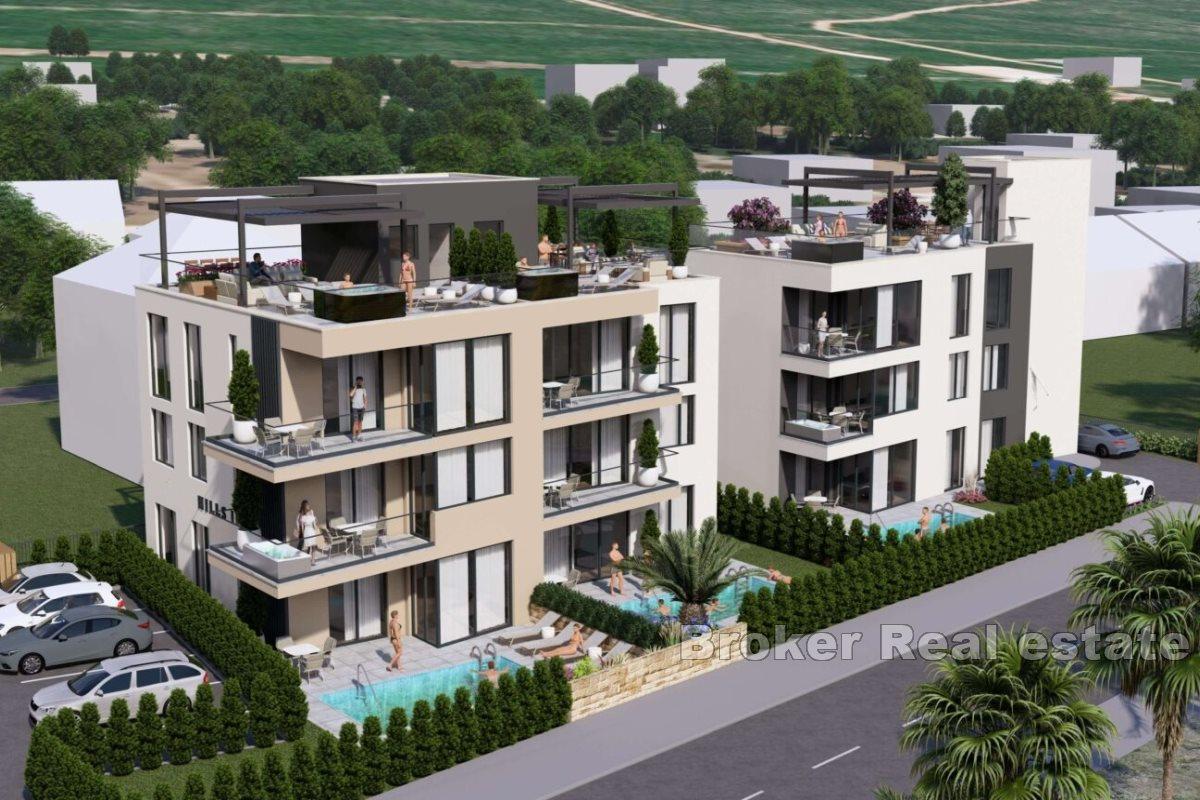 Apartments in the first row to the sea