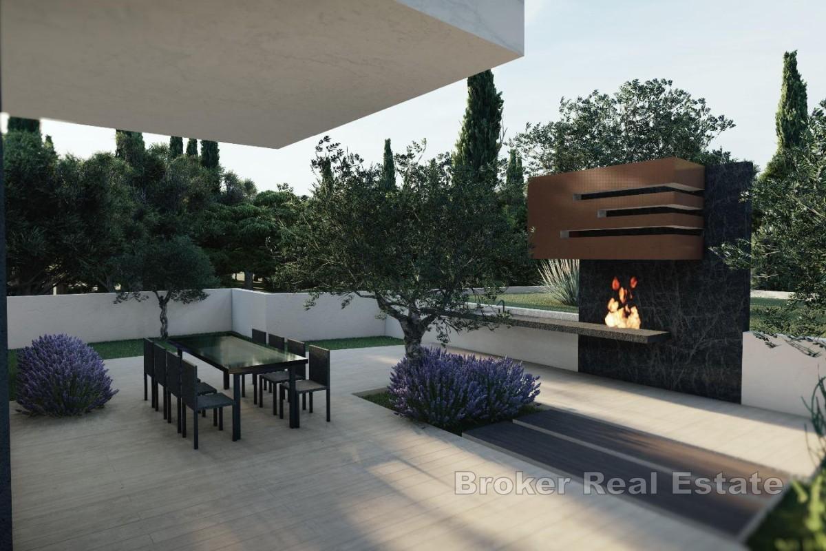 Luksuriøs nybygd villa i andre rad mot sjøen