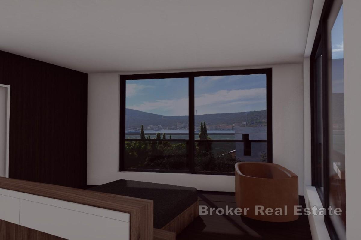 Luksuriøs nybygd villa i andre rad mot sjøen